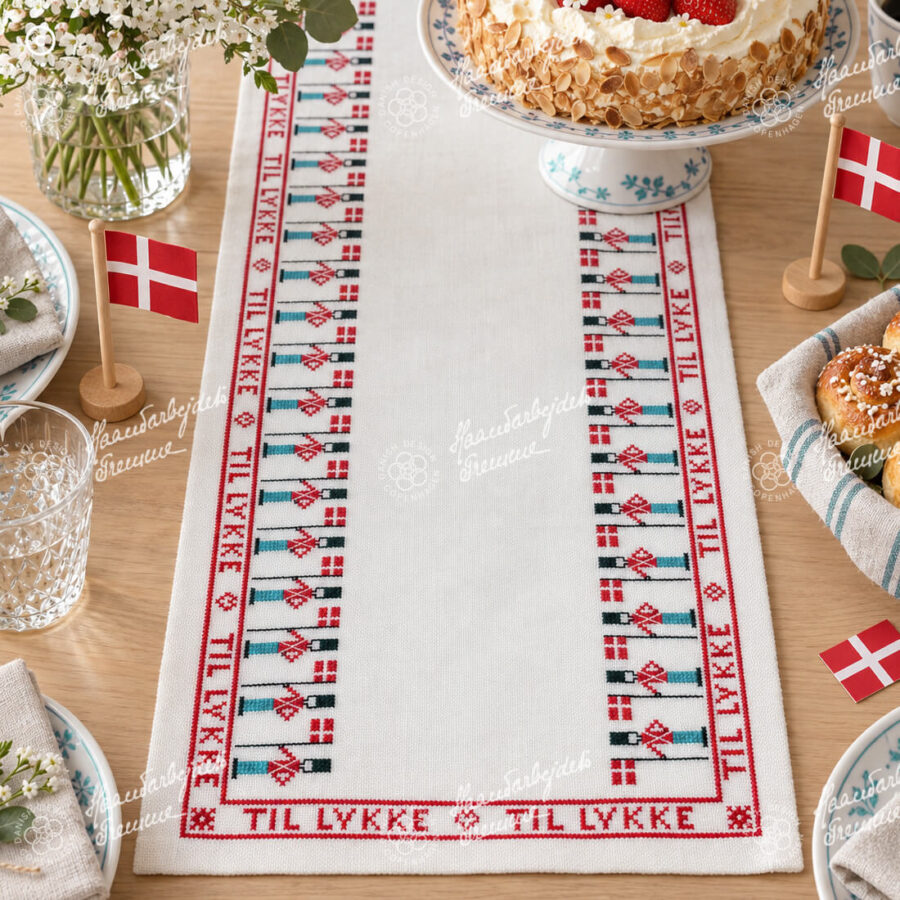 16-2617 Fødselsdagsløber med gardere - bordløber - Gerda Brun Petersen (GBP)