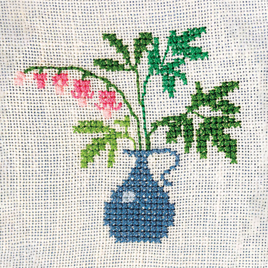 30-5481 Hjerteblomst - vægstykke - Gerda Bengtsson (GB)