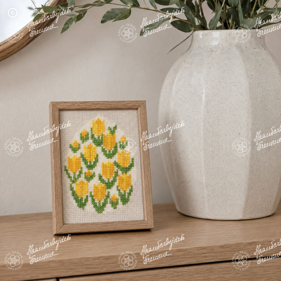 30-5898 Tulipaner i æg - vægstykke - Edith Hansen (EH)