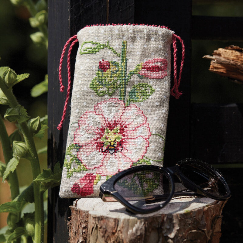 04-7116 Stokrose - brilleetui - Pia Matthiessen (PM)