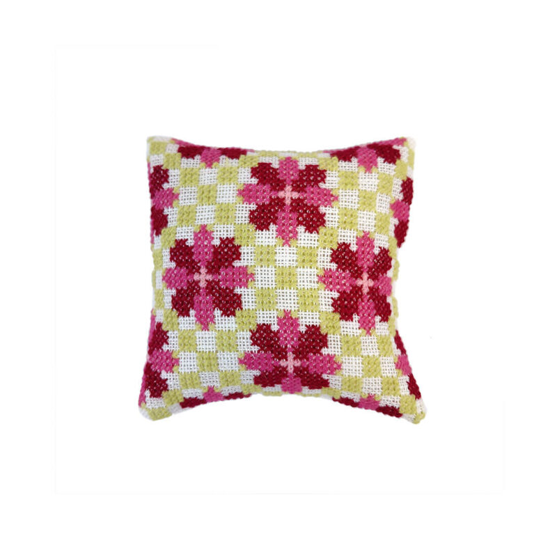 19-7146 Små blomster - pink nålepude - Haandarbejdets Fremme (HF)