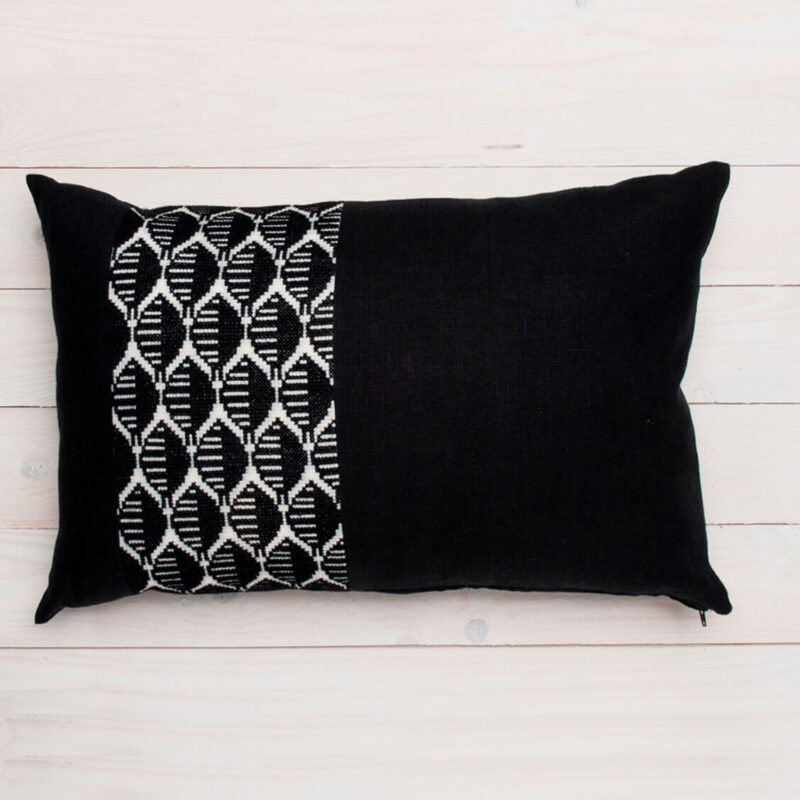 K1:12 – cushion – by reneé