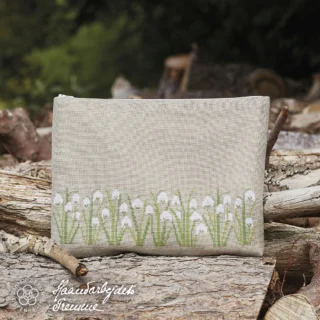 Instagram post from houseofneedlework. This post is in position 3.